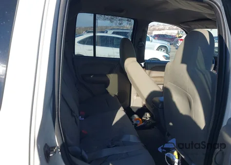 2005 Jeep Liberty Sport from USA, damaged, VIN 1J4GL48K05W509569